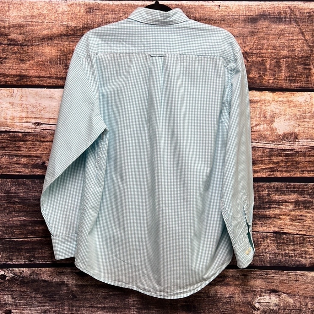 IZOD dress shirt. - Picture 2 of 5